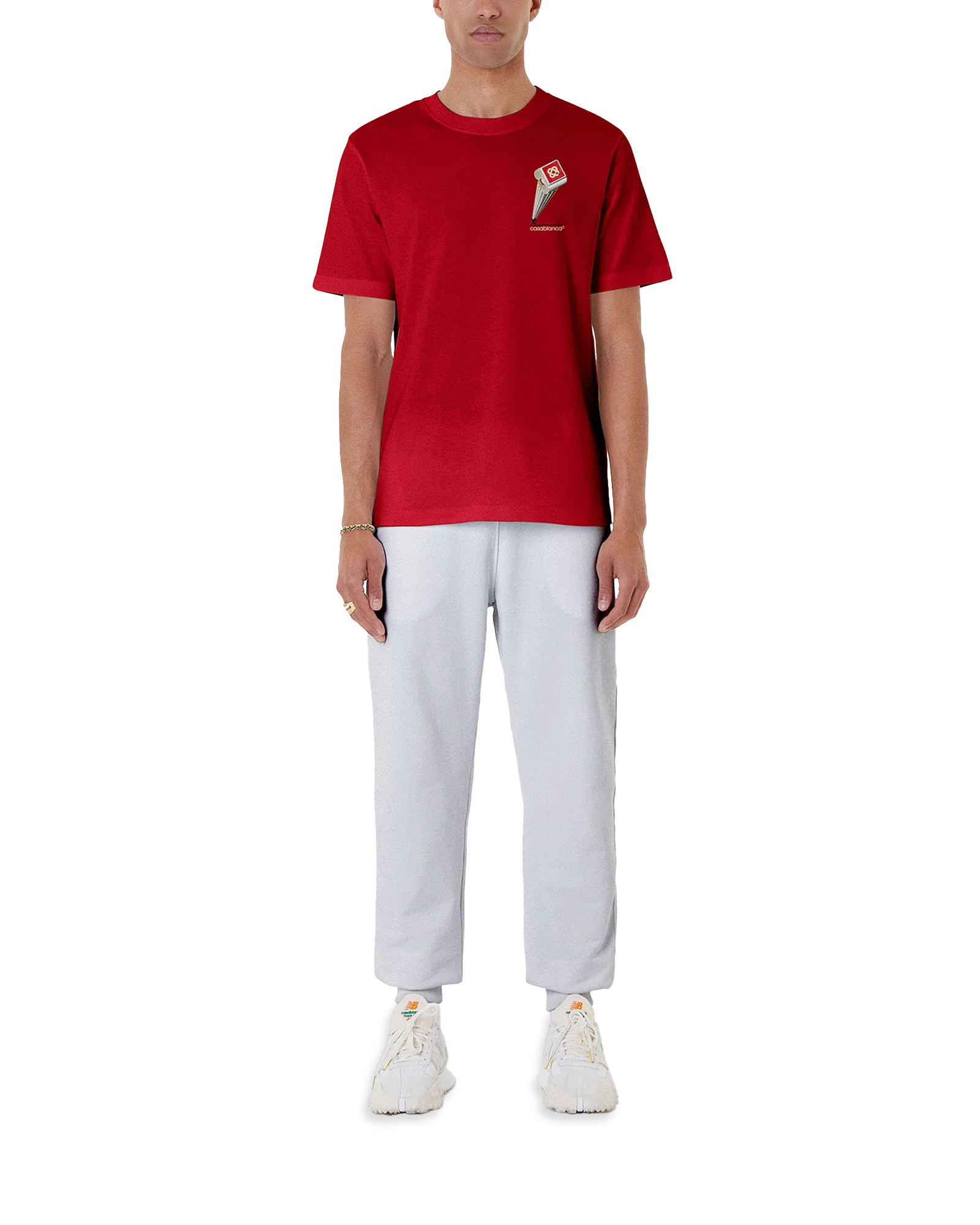 T-Shirt leaning column