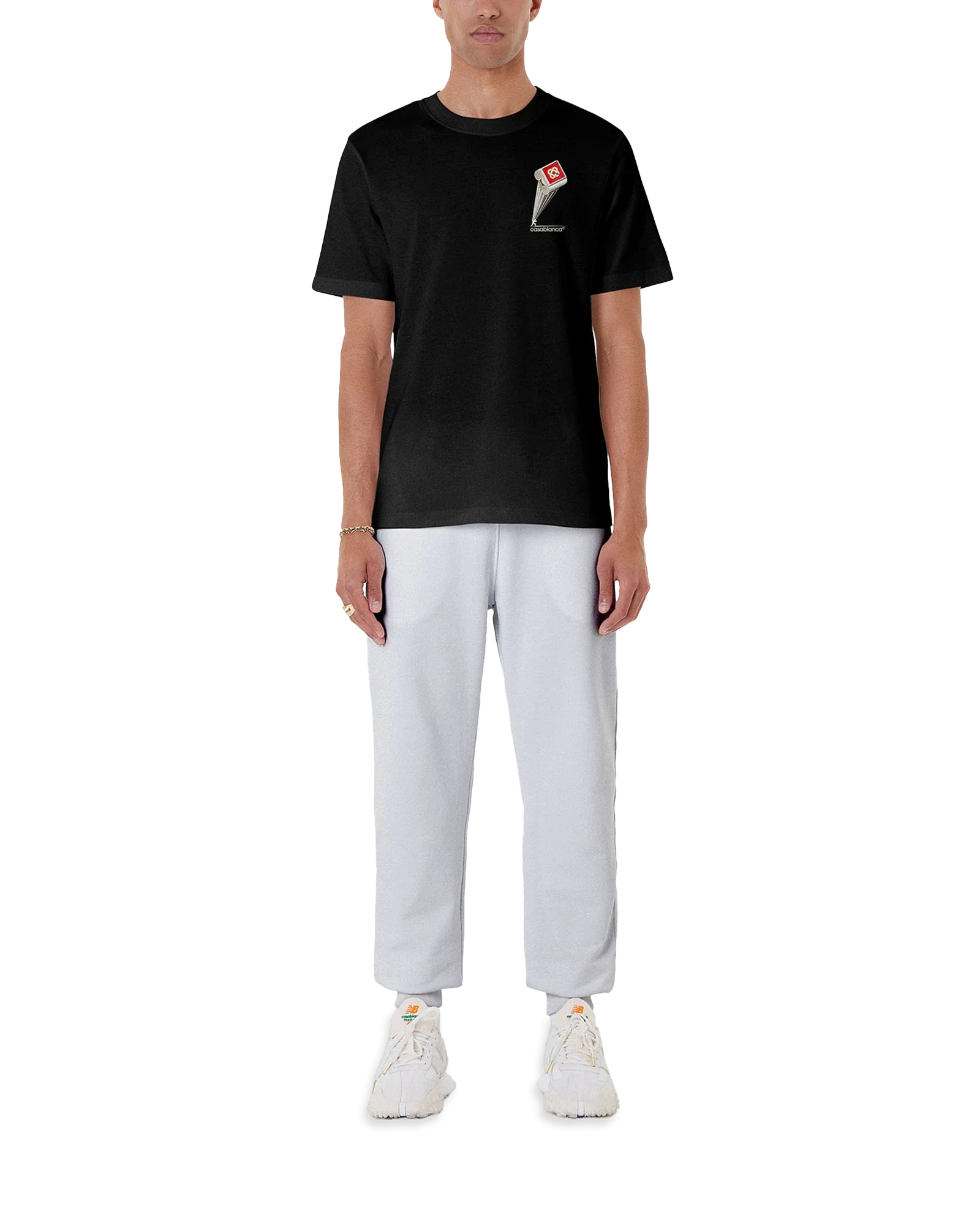 T-Shirt Leaning Column
