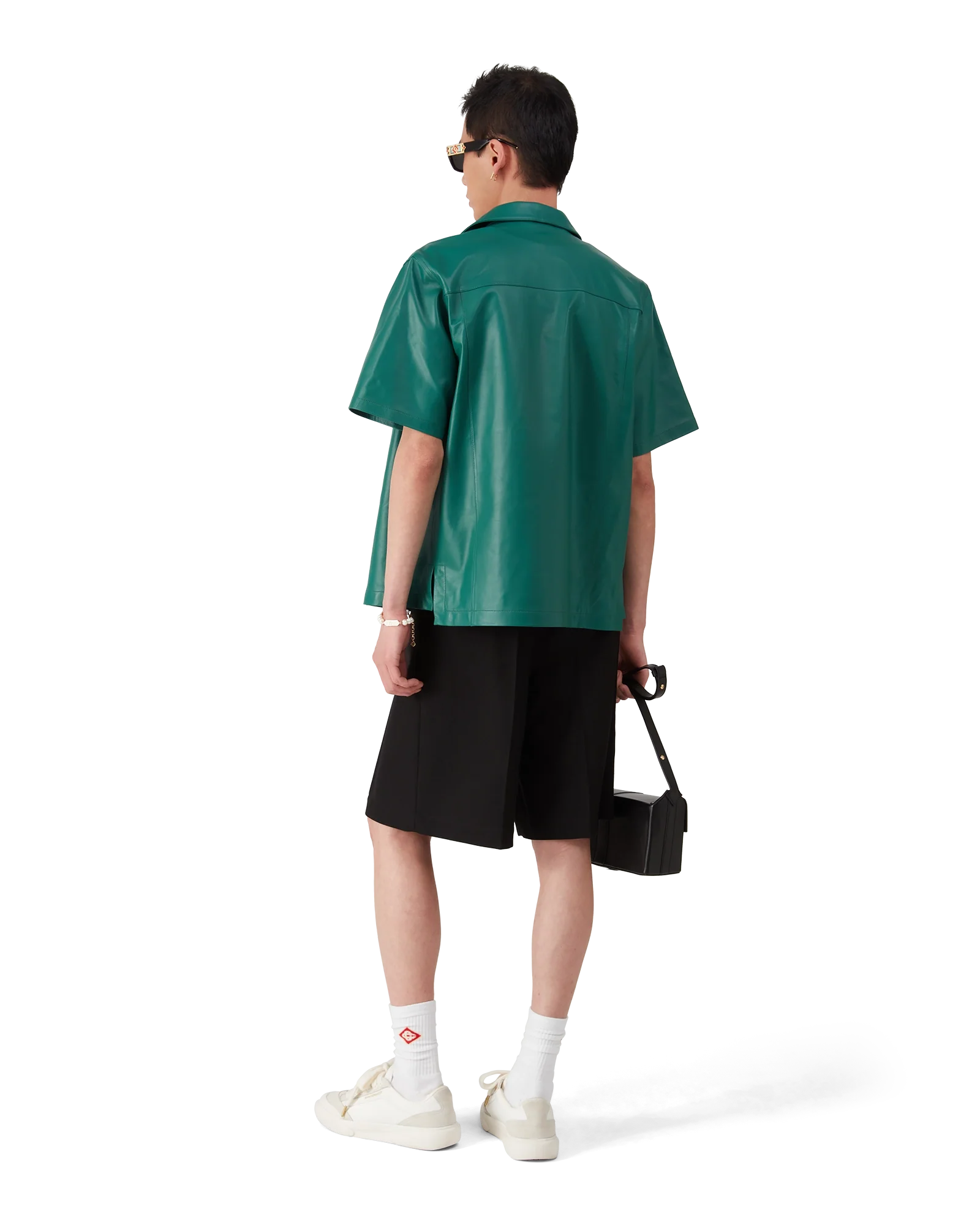 Chemise à manches courtes en cuir