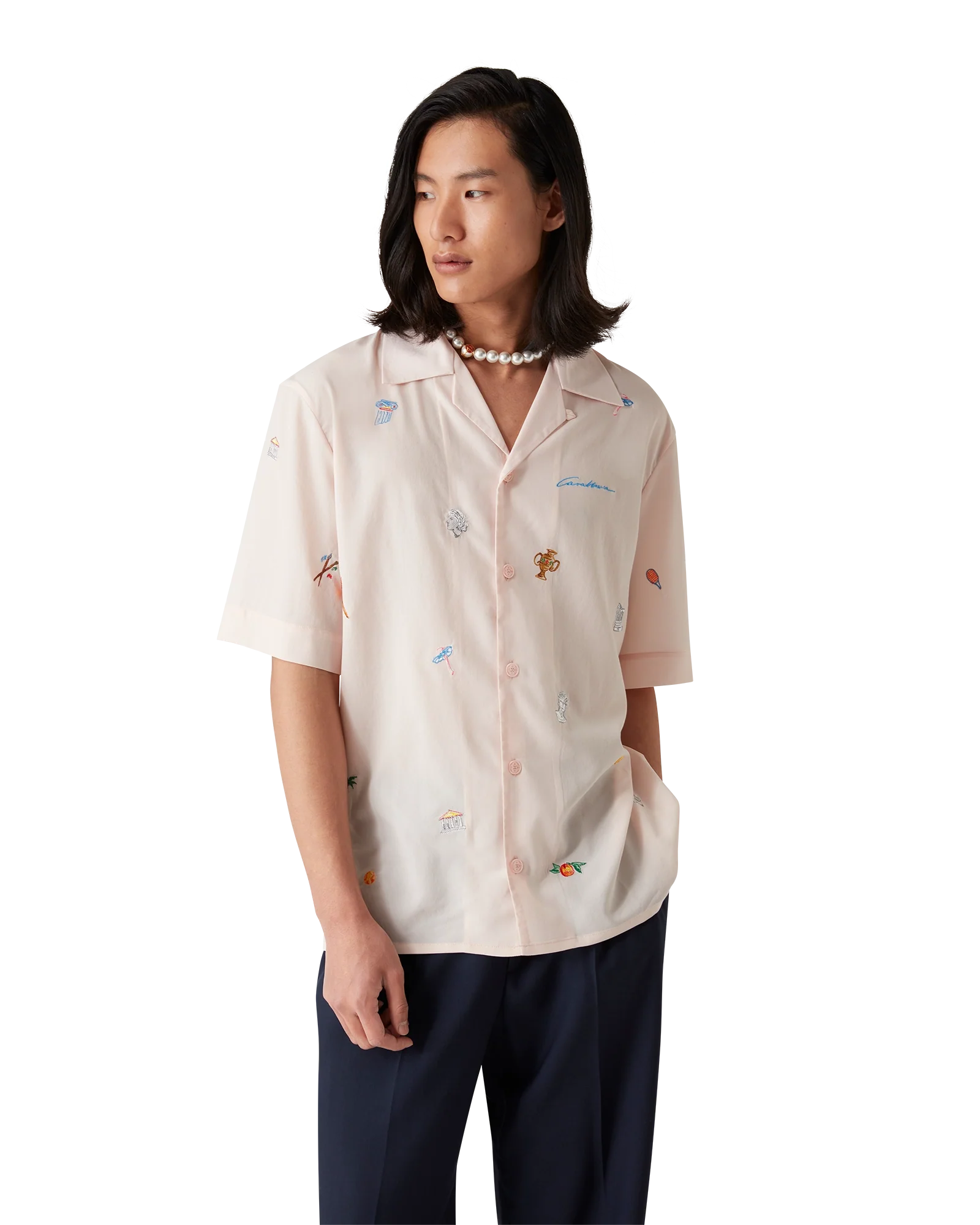 Chemise à motif brodé