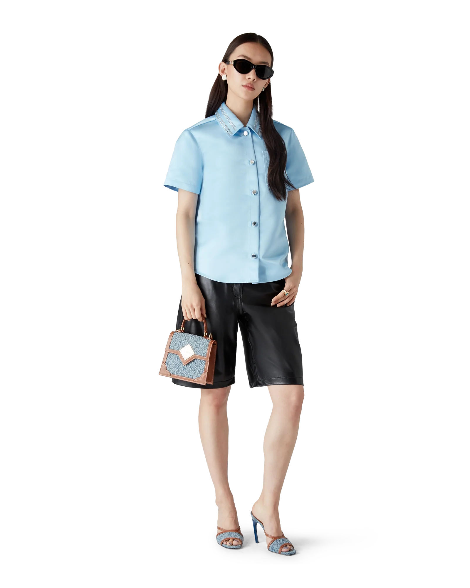 Chemise à manches courtes en satin